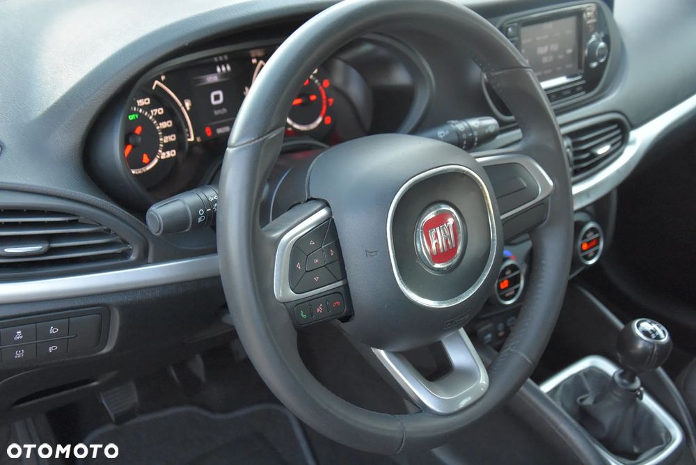 Fiat Tipo 1.4 16V More - 29