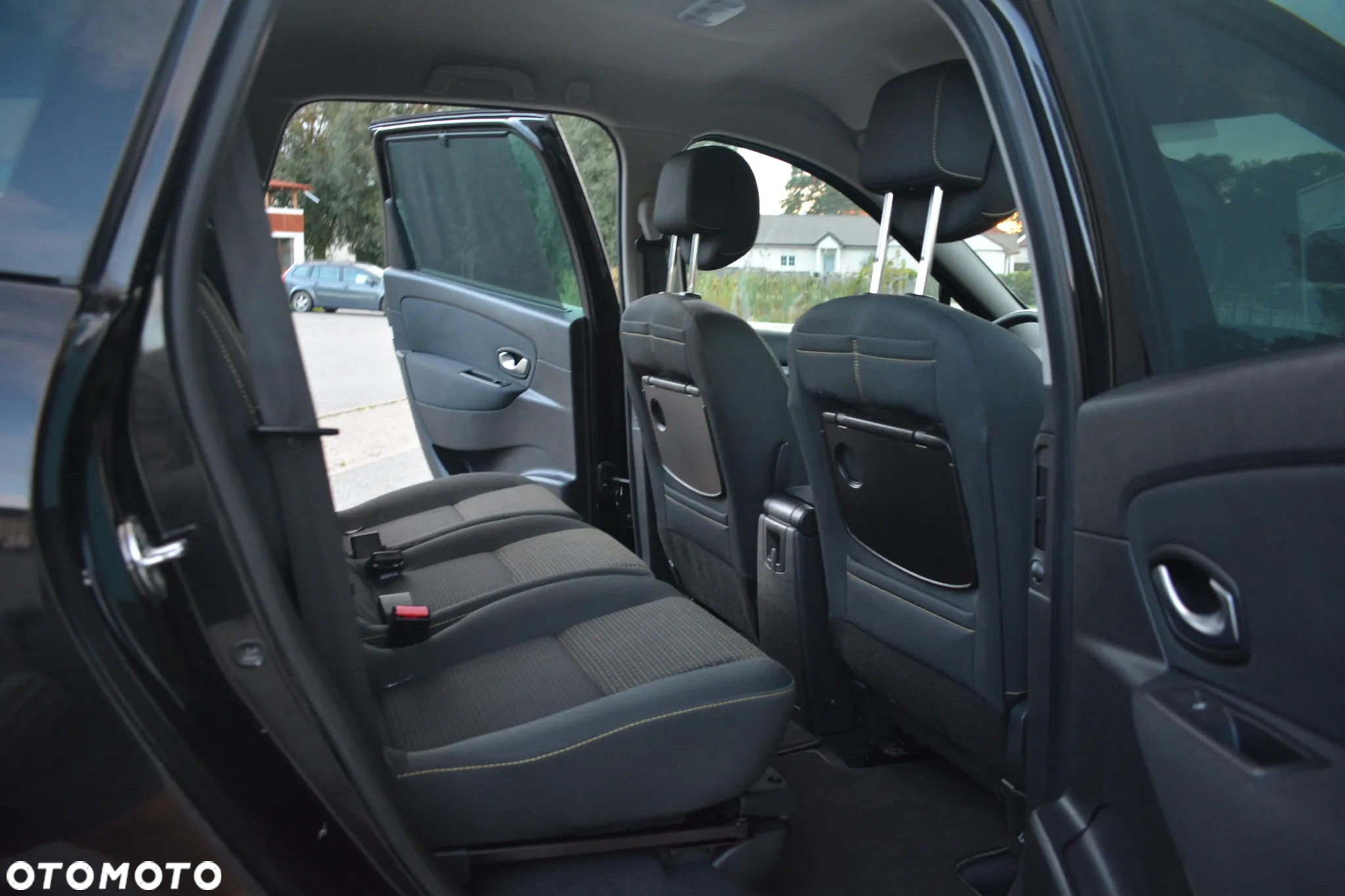 Renault Scenic - 16