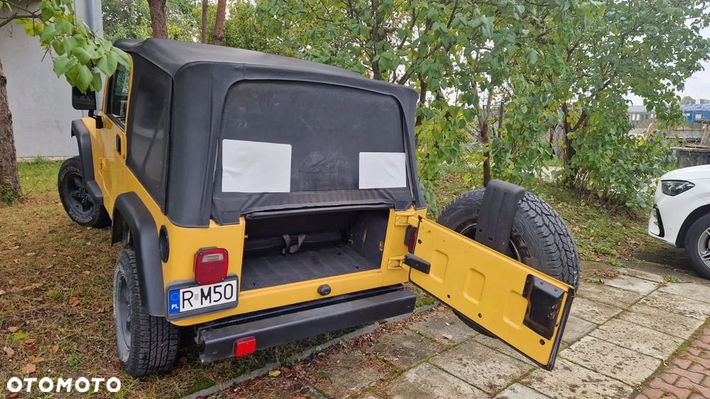 Jeep Wrangler 2.5 Sport - 2