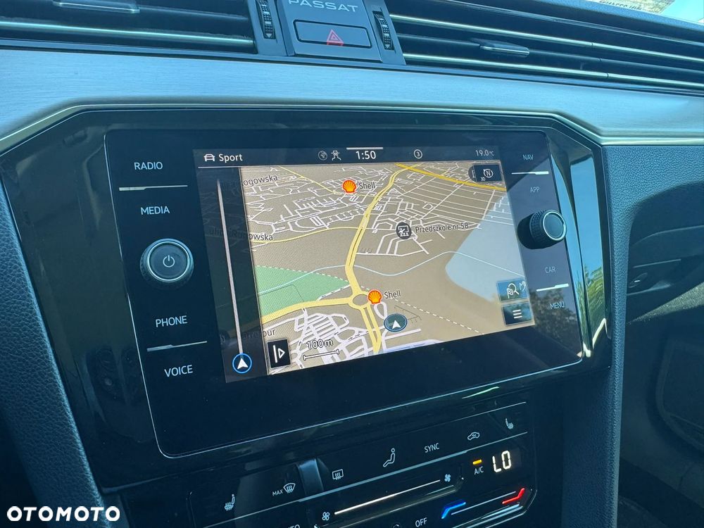 Volkswagen Passat 2.0 TSI Elegance DSG - 12