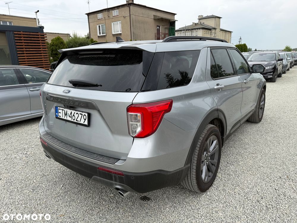 Ford Explorer - 6