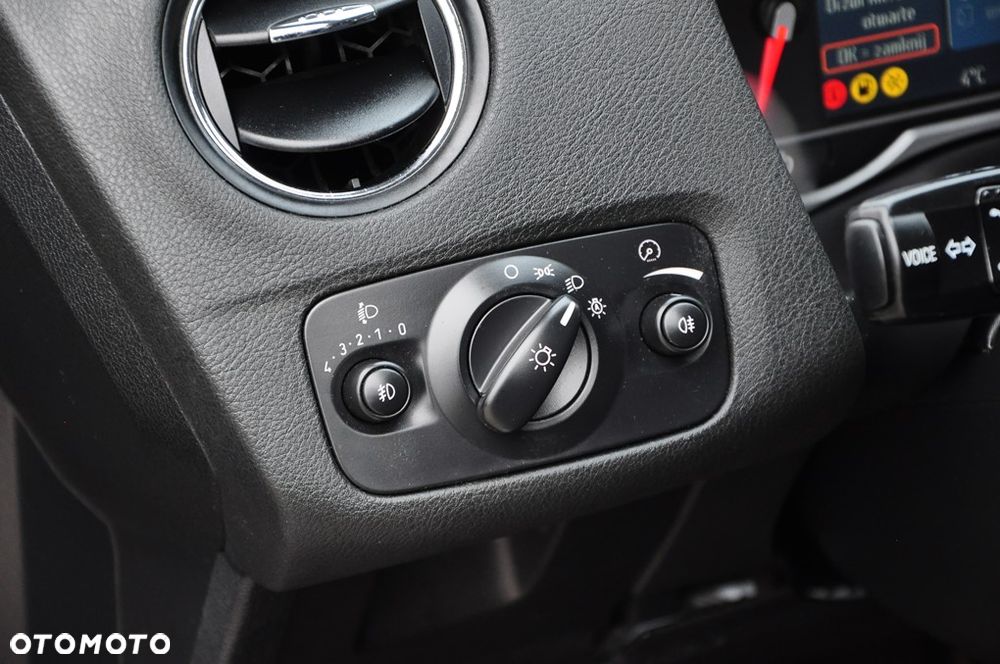 Ford Mondeo 2.0 Titanium - 36