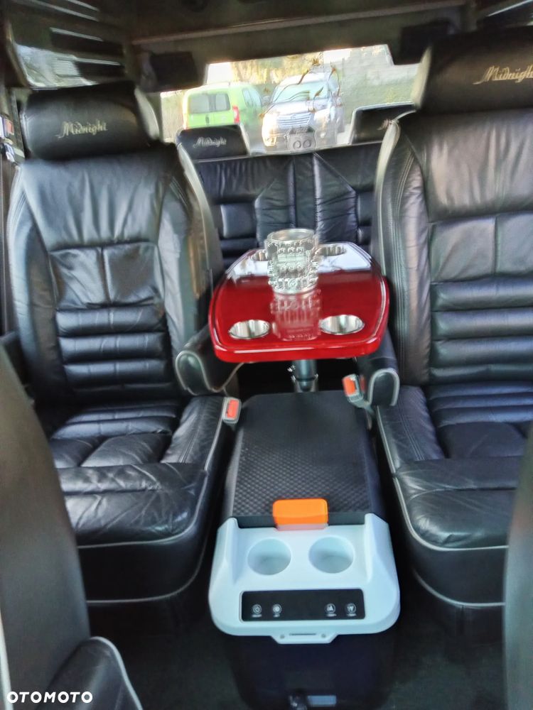 Chevrolet Astro - 12