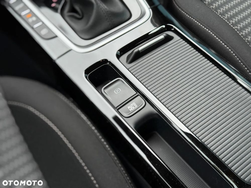 Kia Ceed 1.6 GDI PHEV L DCT - 28