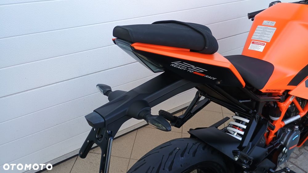 KTM RC 125 - 30