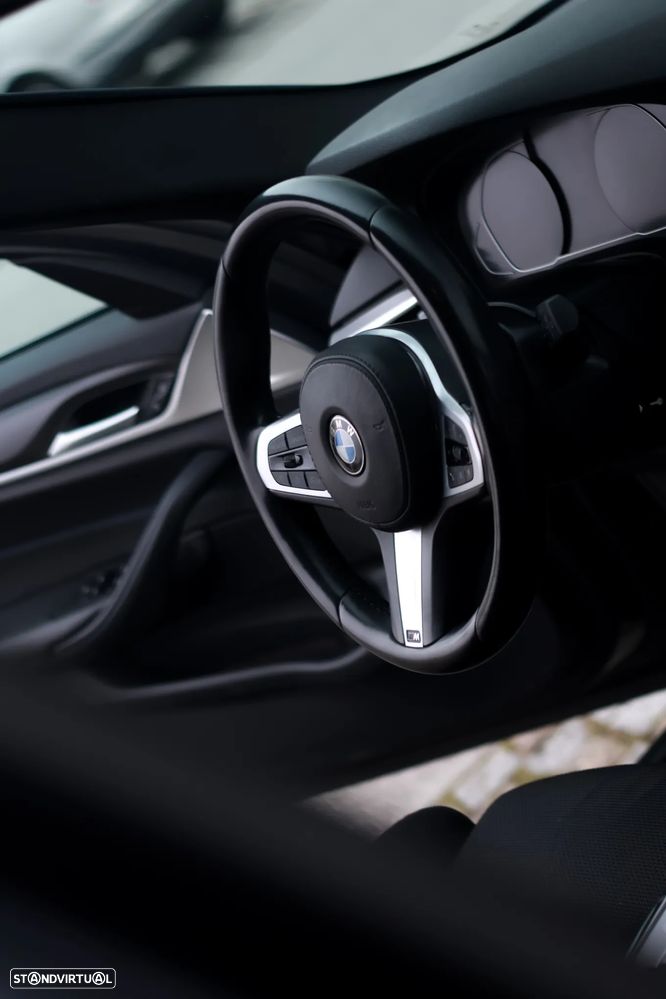 BMW 520 d Aut. M Sport Edition - 6