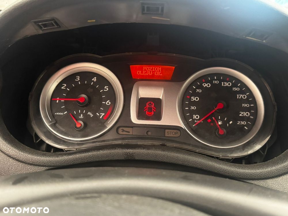 Renault Clio - 16