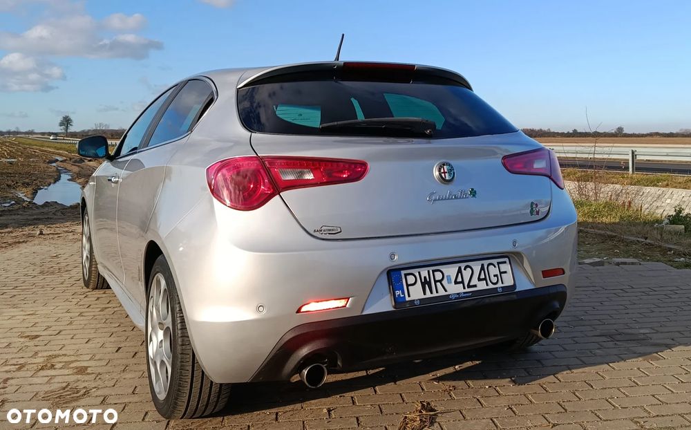 Alfa Romeo Giulietta 1.8 TBi 16V Quadrifoglio Verde - 8