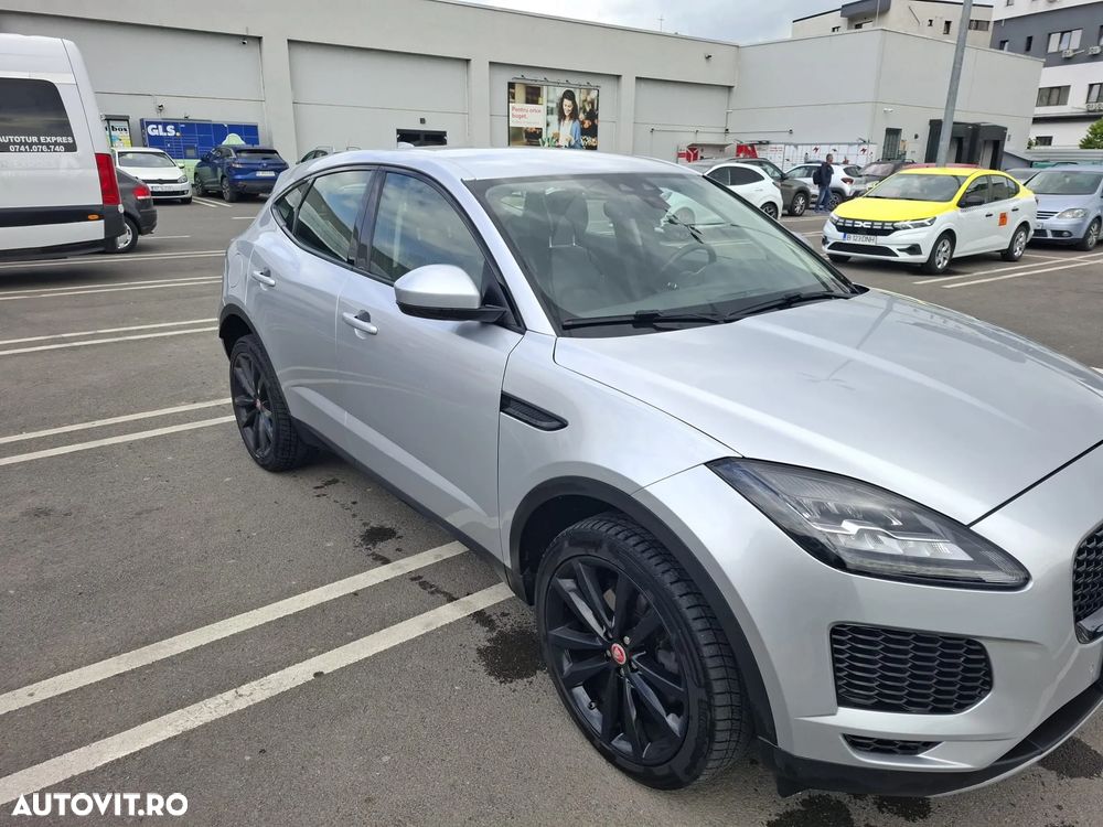 Jaguar E-Pace - 10