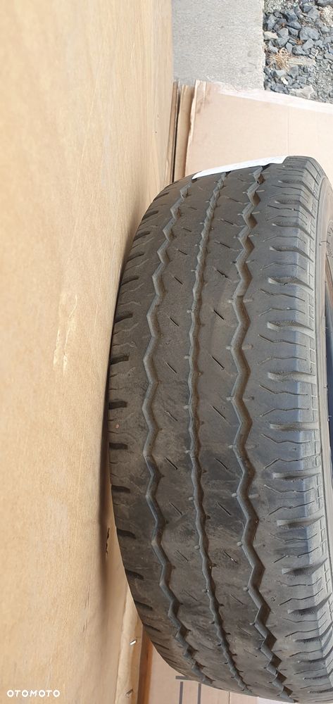 Opona Hankook RA08 195/70 R15C 4110 5mm - 4