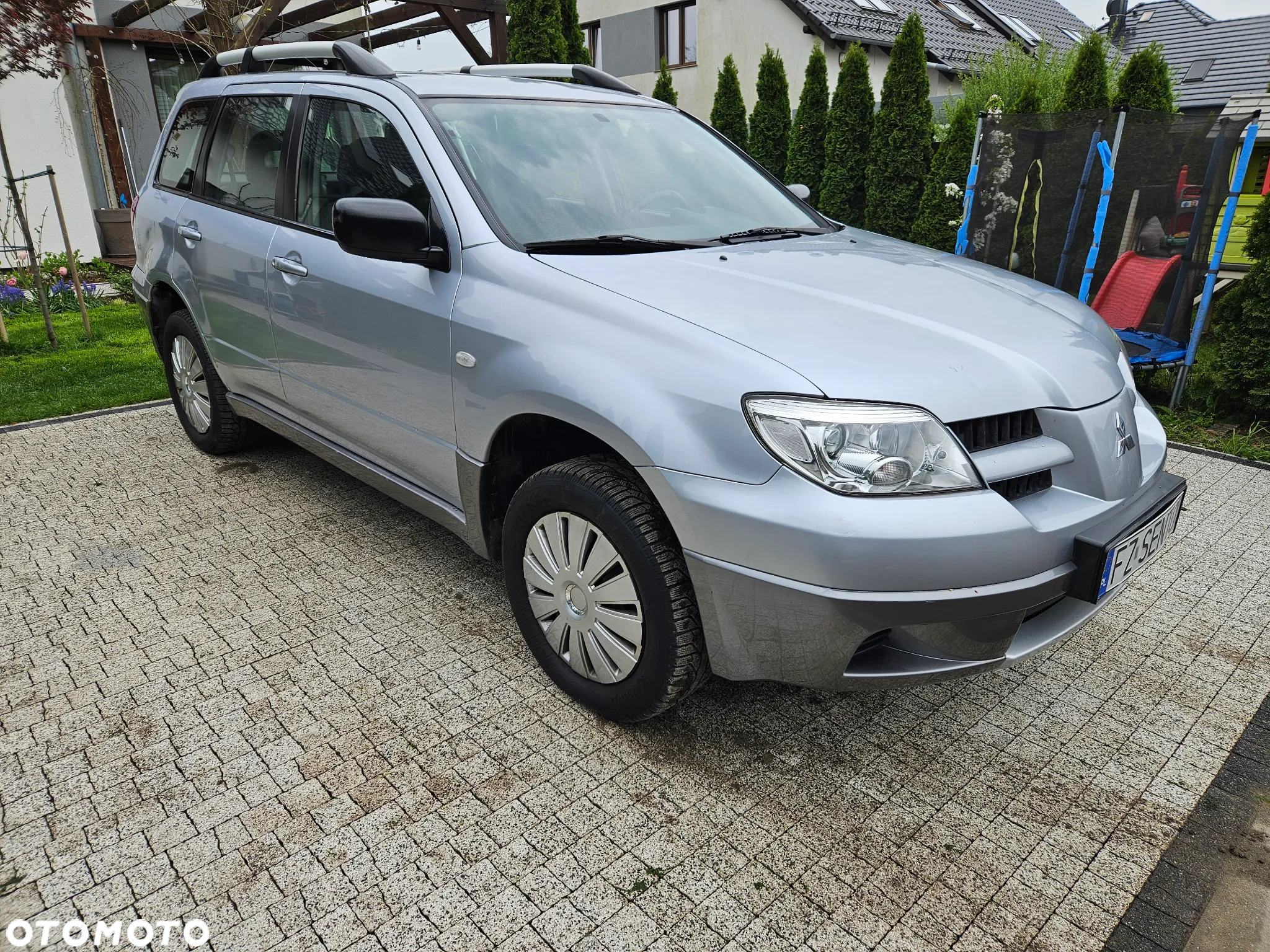 Mitsubishi Outlander 2.0 4WD Intense - 3