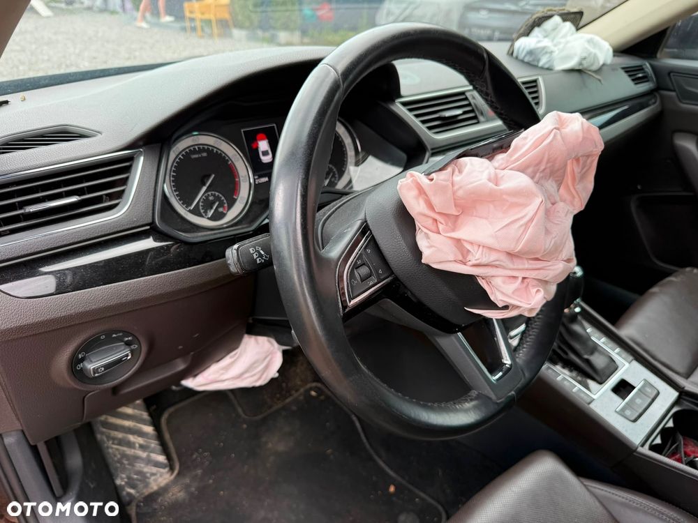 Skoda Superb 2.0 TSI L&K DSG - 13