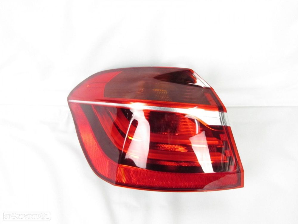 Farolim Led Esquerdo Seminovo/ Original BMW 2 Active Tourer (F45) 63217311059 - 1