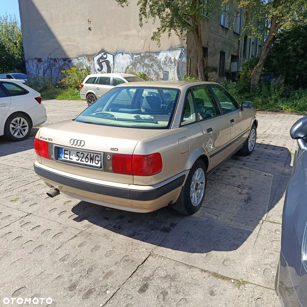 Audi 80 2.0 E - 3