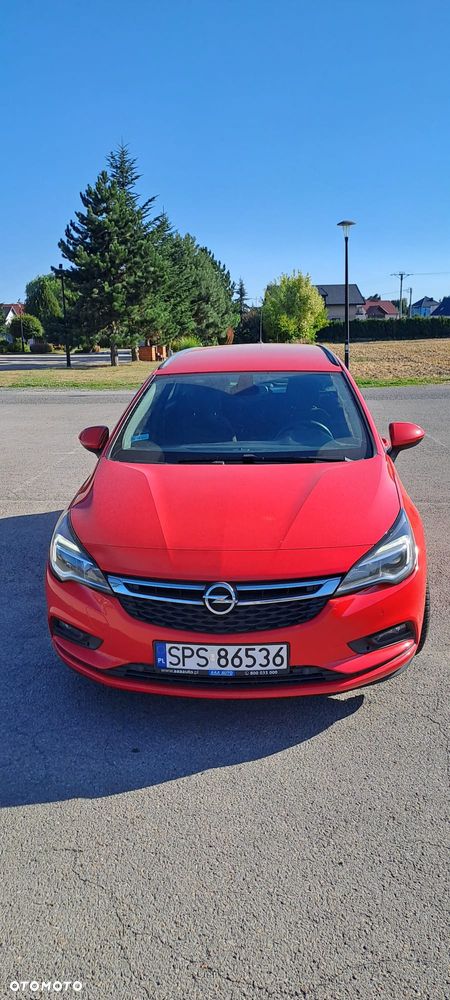 Opel Astra 1.6 CDTI Enjoy - 1