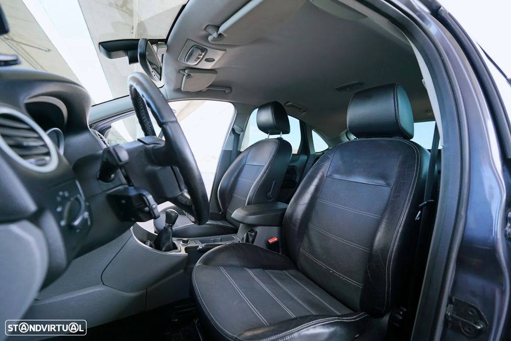 Ford Focus 1.6 TDCi Titanium - 15