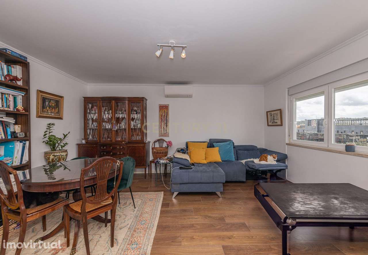 Apartamento T3 duas casas de banho parqueamento em S. Domingos de Benf - Grande imagem: 4/9