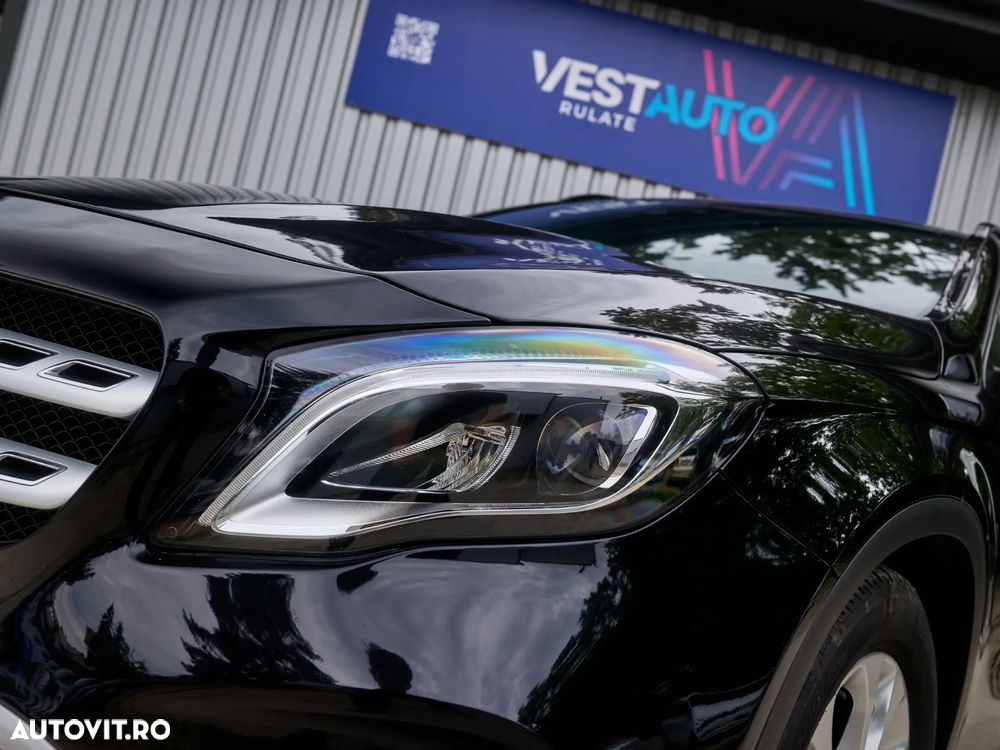 Mercedes-Benz GLA 180 d 7G-DCT Urban - 9