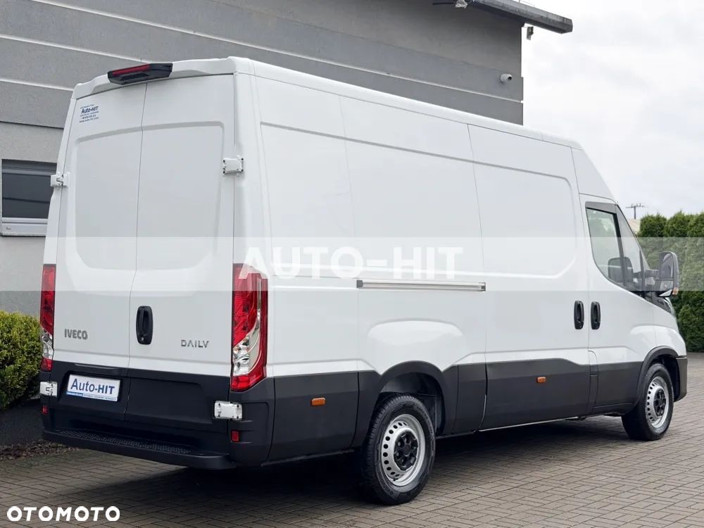 Iveco Daily - 12