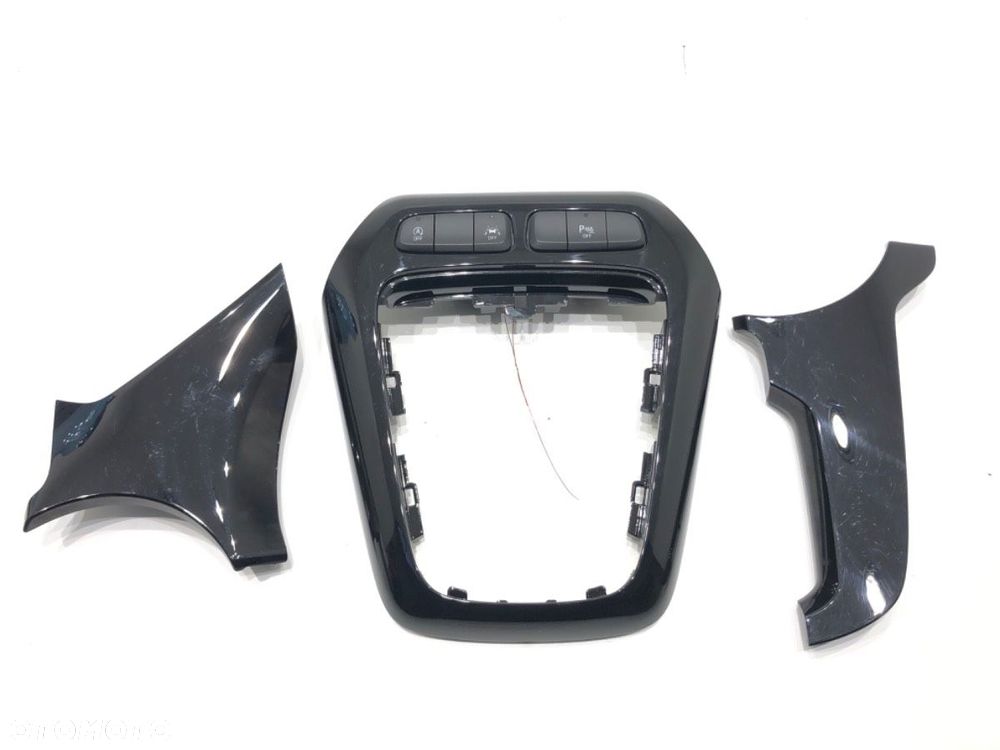 LISTWY DEKOR  OPEL CORSA F 2019 - 2022 1.2 (68) 55 kW [75 KM] benzyna 2019 - 2022 39181175 39176084 - 1