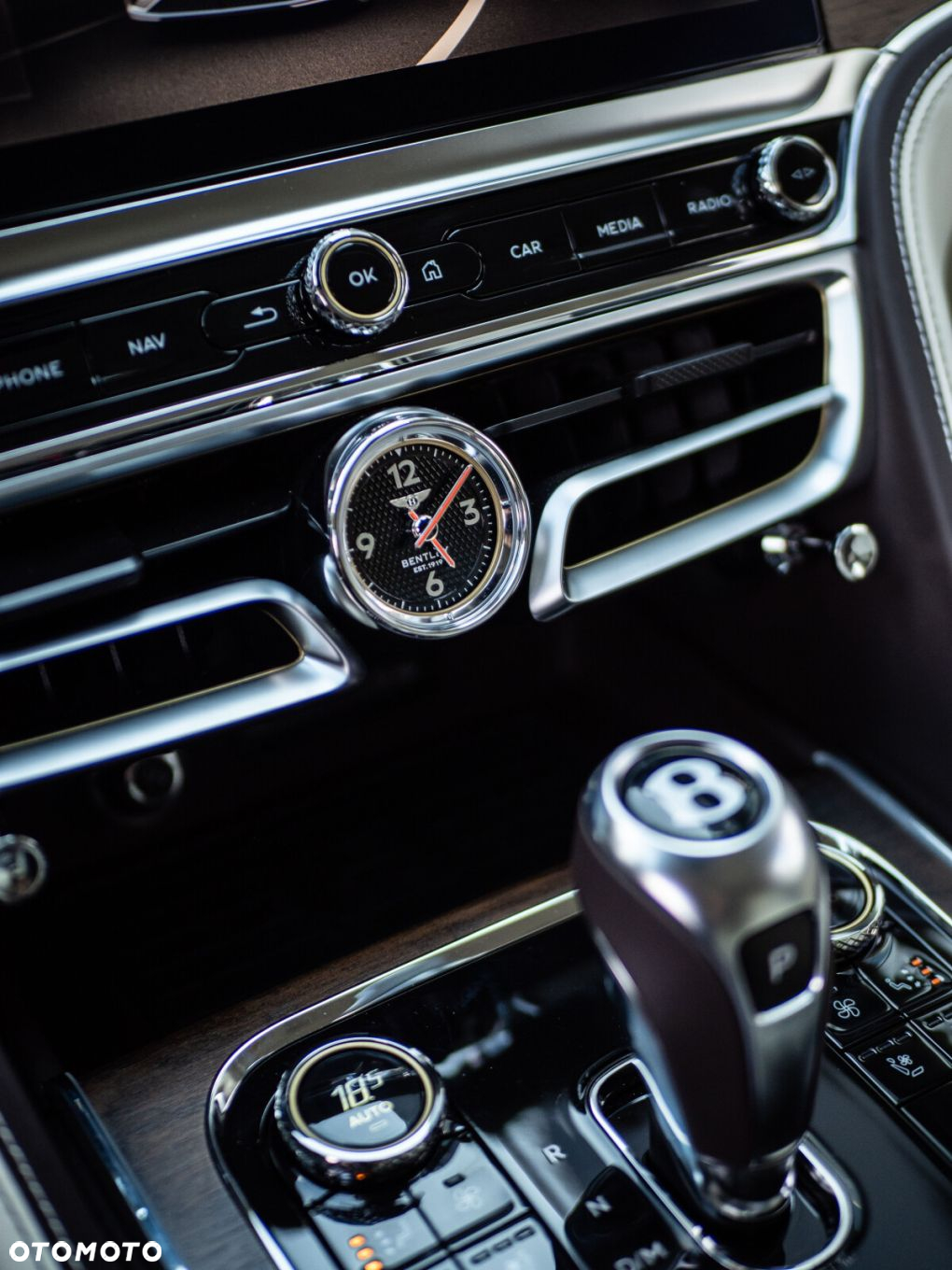 Bentley Flying Spur - 14
