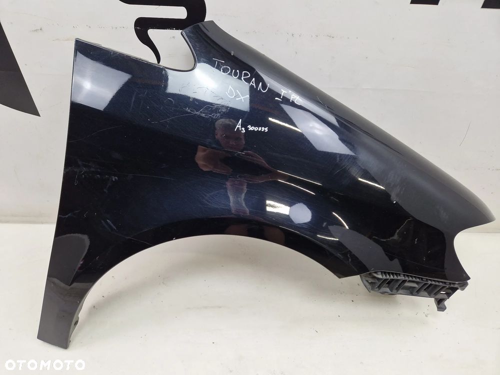 Błotnik przód przedni prawy VW Touran I LIFT - 1