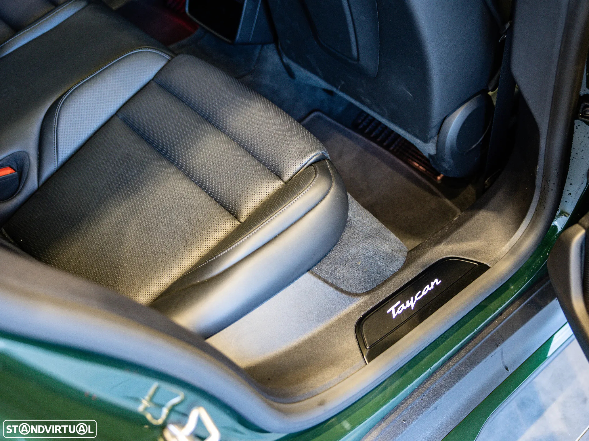 Porsche Taycan 4S - 9