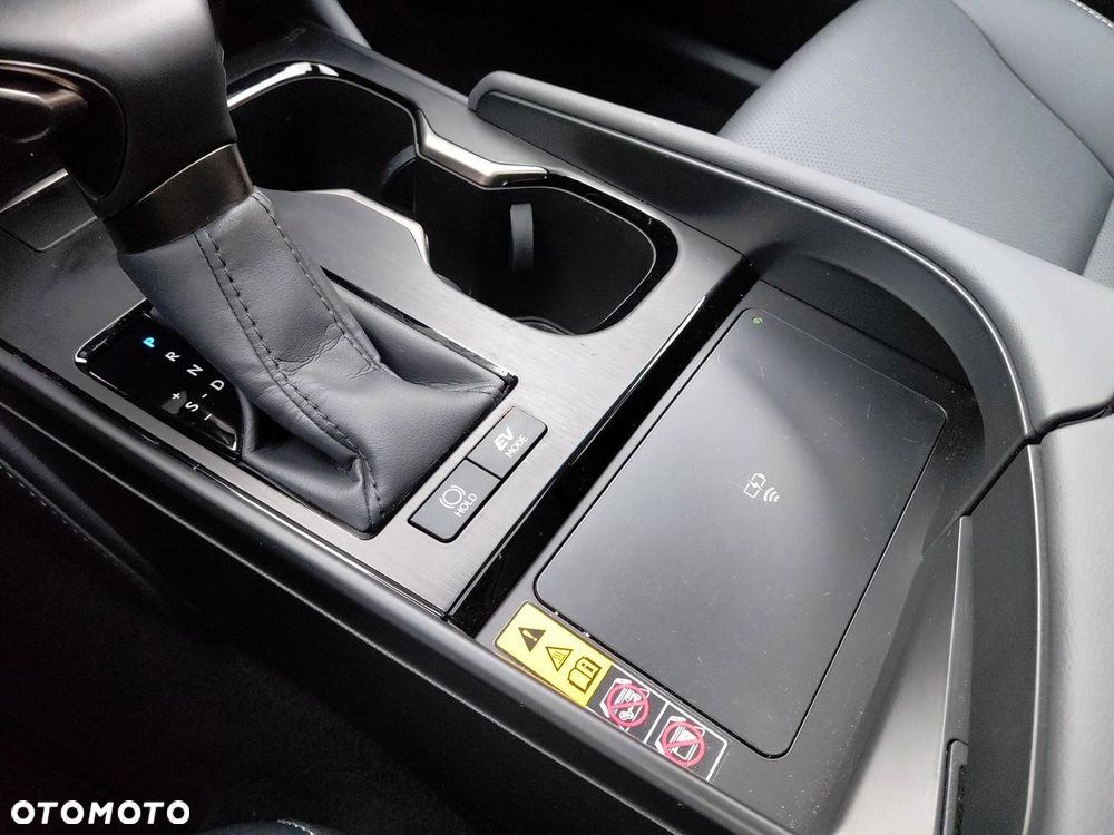 Lexus ES 300h Business Edition - 20