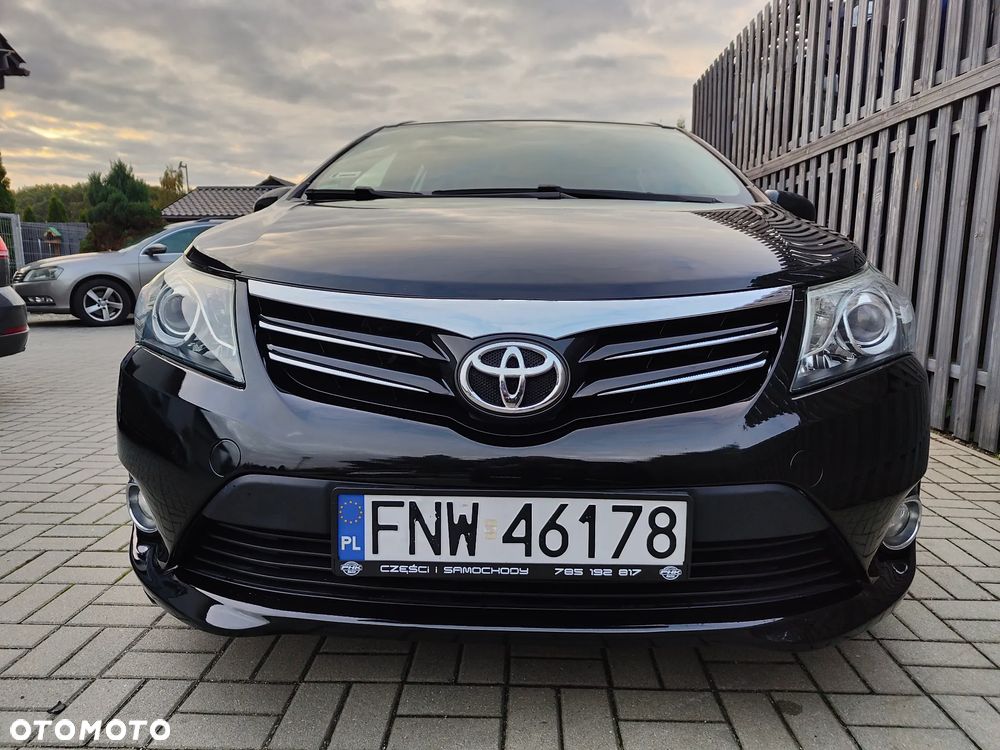 Toyota Avensis - 9