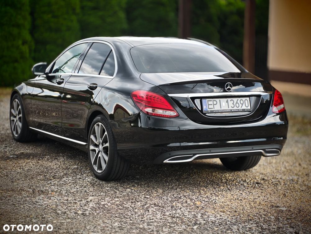 Mercedes-Benz Klasa C 180 7G-TRONIC - 31