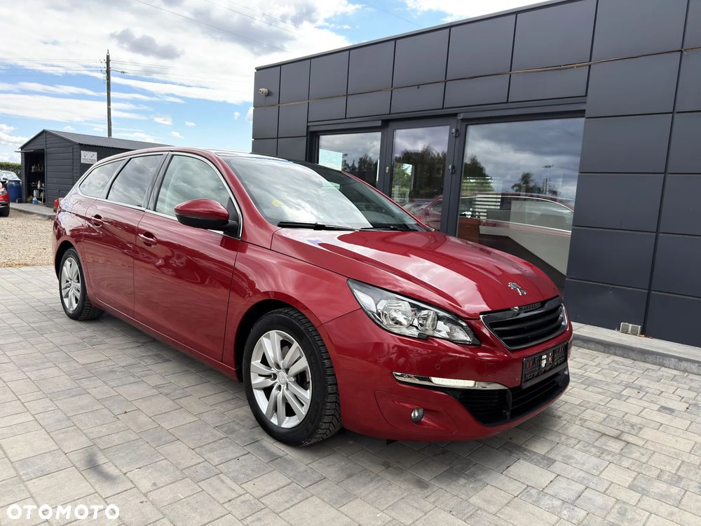 Peugeot 308 1.6 BlueHDi Allure S&S - 12