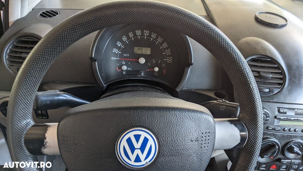 Volkswagen Beetle - 7