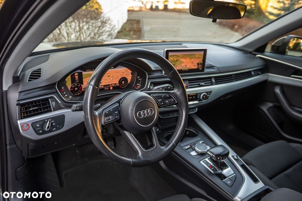 Audi A4 Avant 2.0 TDI S tronic - 23