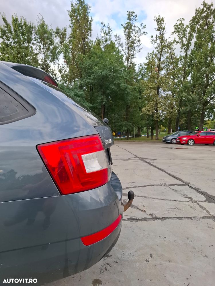 Skoda Octavia 2.0 TDI 4X4 Ambition - 3