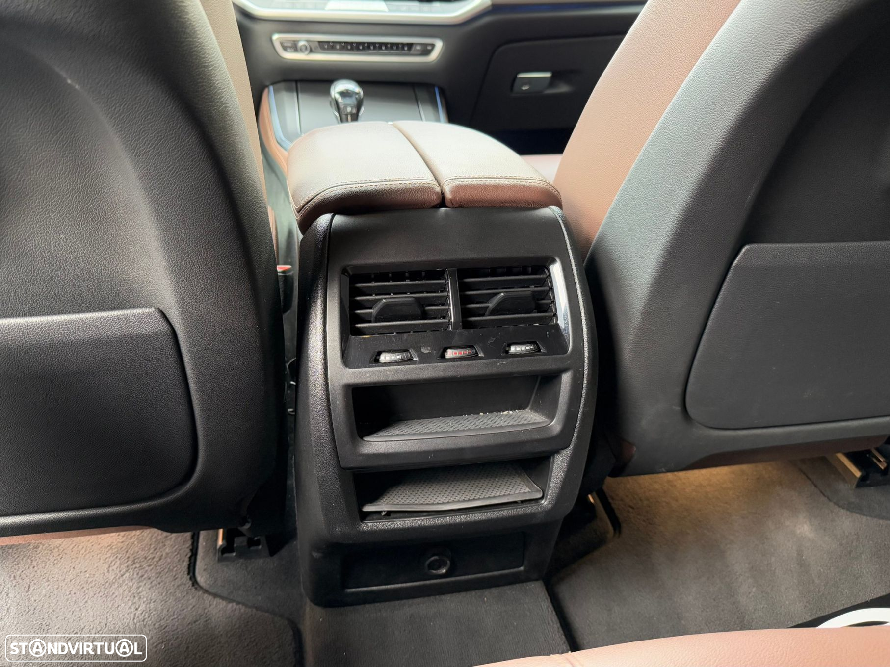 BMW X5 45 e xDrive Pack M - 41