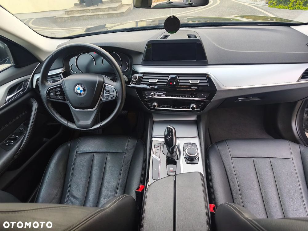 BMW Seria 5 520d Modern Line - 25