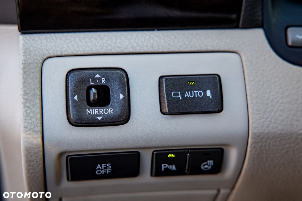 Lexus LS 460 Prestige - 29