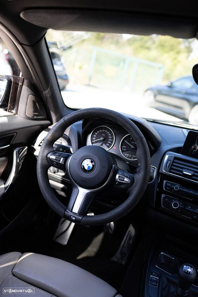 BMW 116 d Pack M - 33