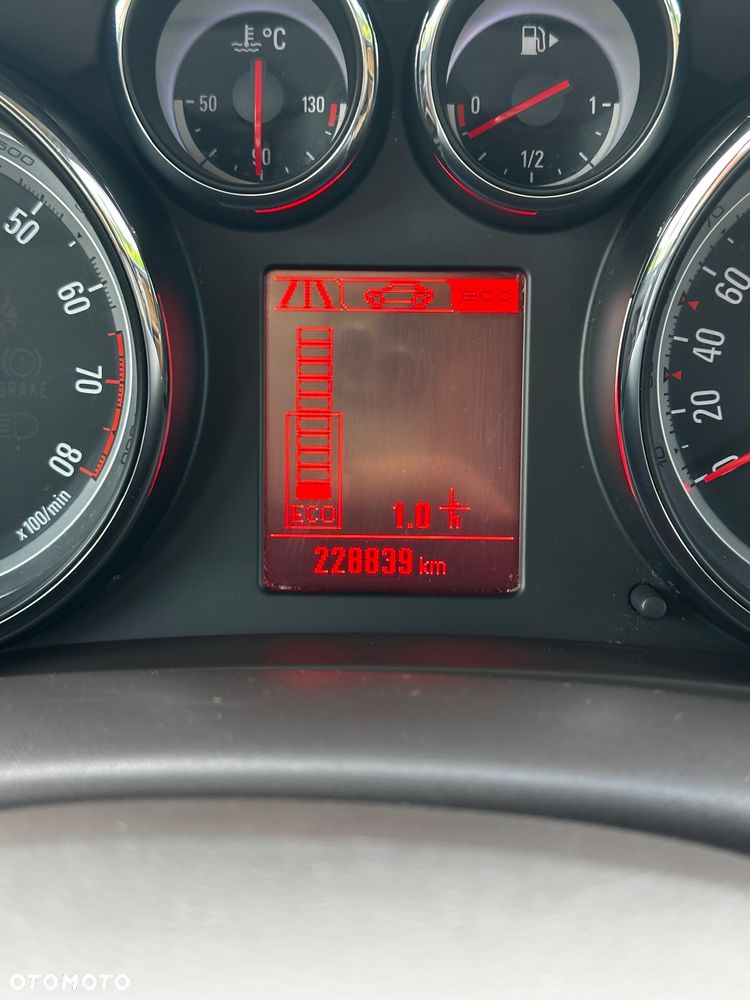 Opel Zafira Tourer 1.4 Turbo Business Innovation - 28