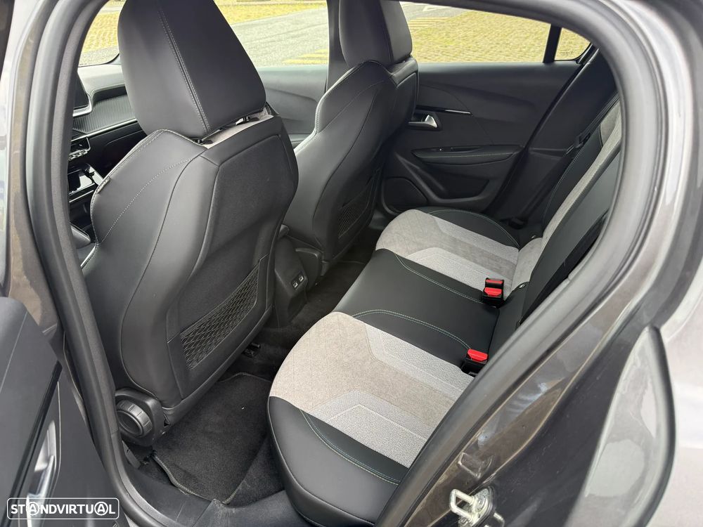 Peugeot 208 PureTech 100 EAT8 GT - 14