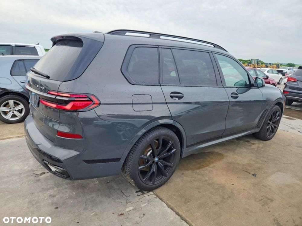 BMW X7 - 4