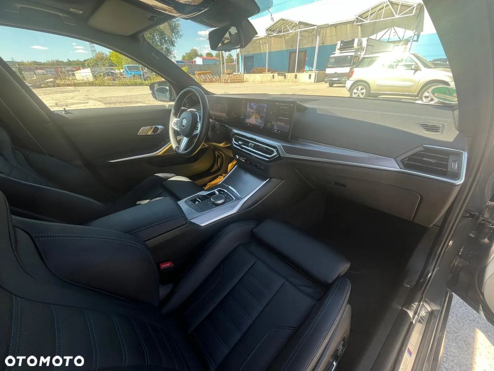 BMW Seria 3 330i xDrive M Sport sport - 29