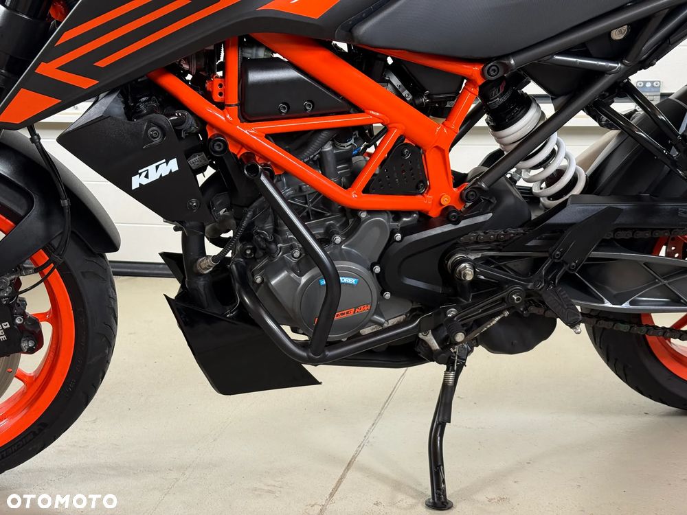 KTM Duke 125 - 13