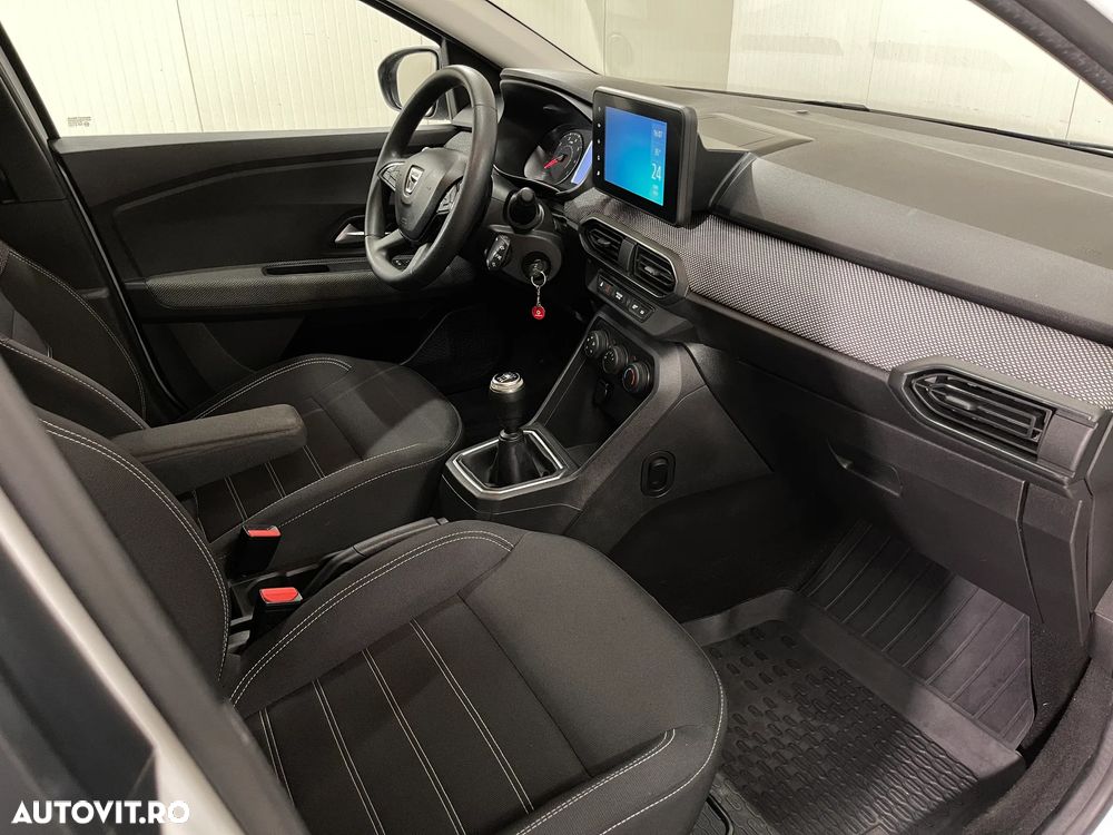 Dacia Logan TCe 90 MT6 Comfort - 11