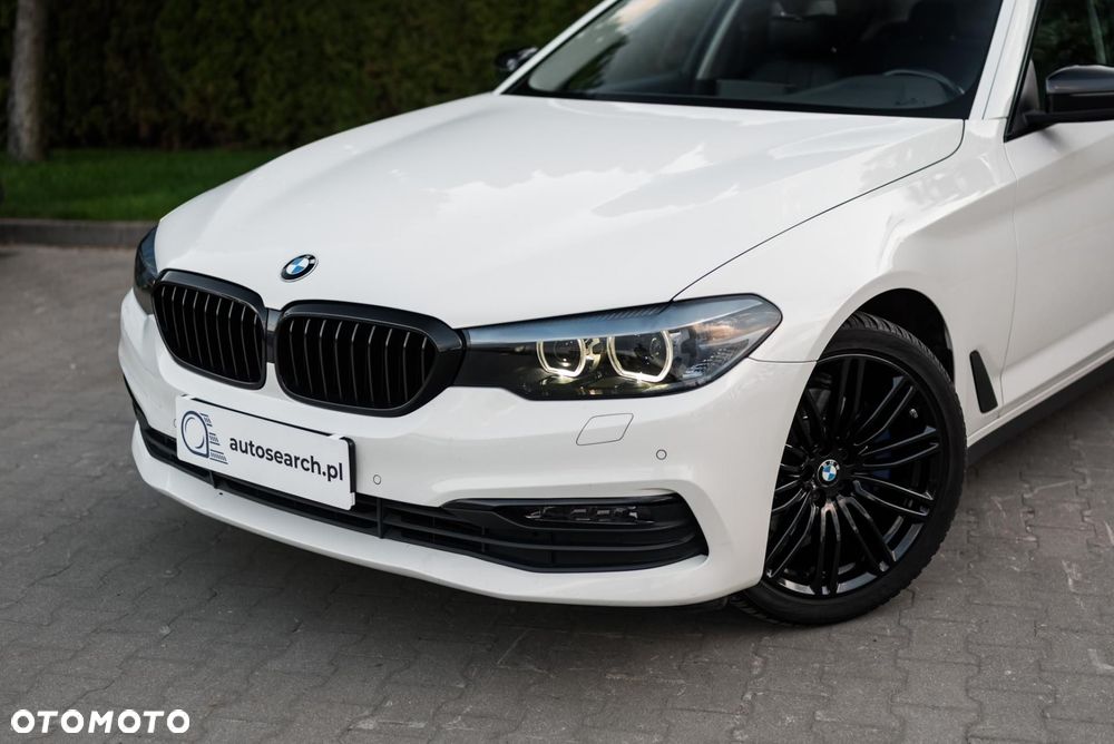 BMW Seria 5 520d - 36