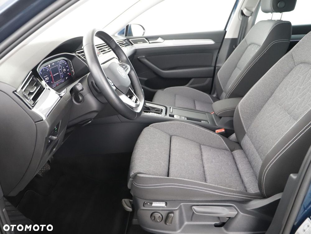 Volkswagen Passat Variant 2.0 TDI 4Mot Elegance DSG - 10