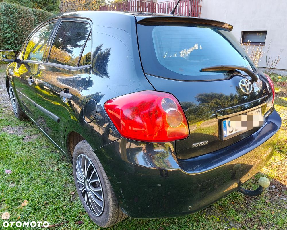 Toyota Auris 1.4 D-4D Terra - 14