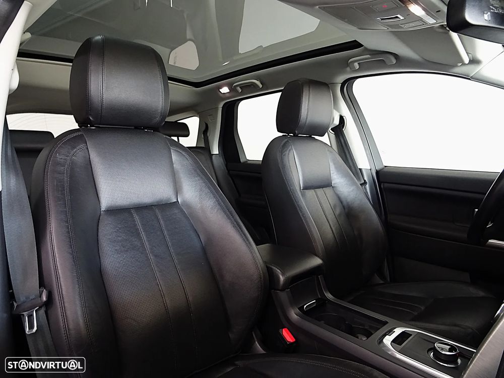 Land Rover Discovery Sport TD4 Aut. Sky View - 12