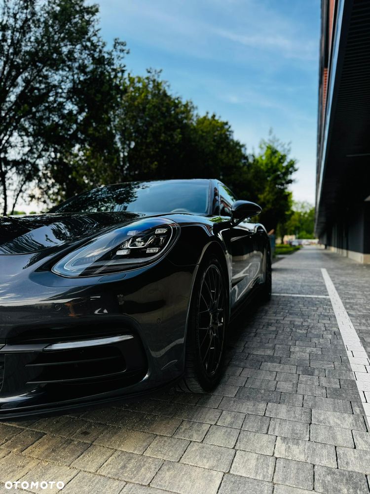 Porsche Panamera 4 - 13