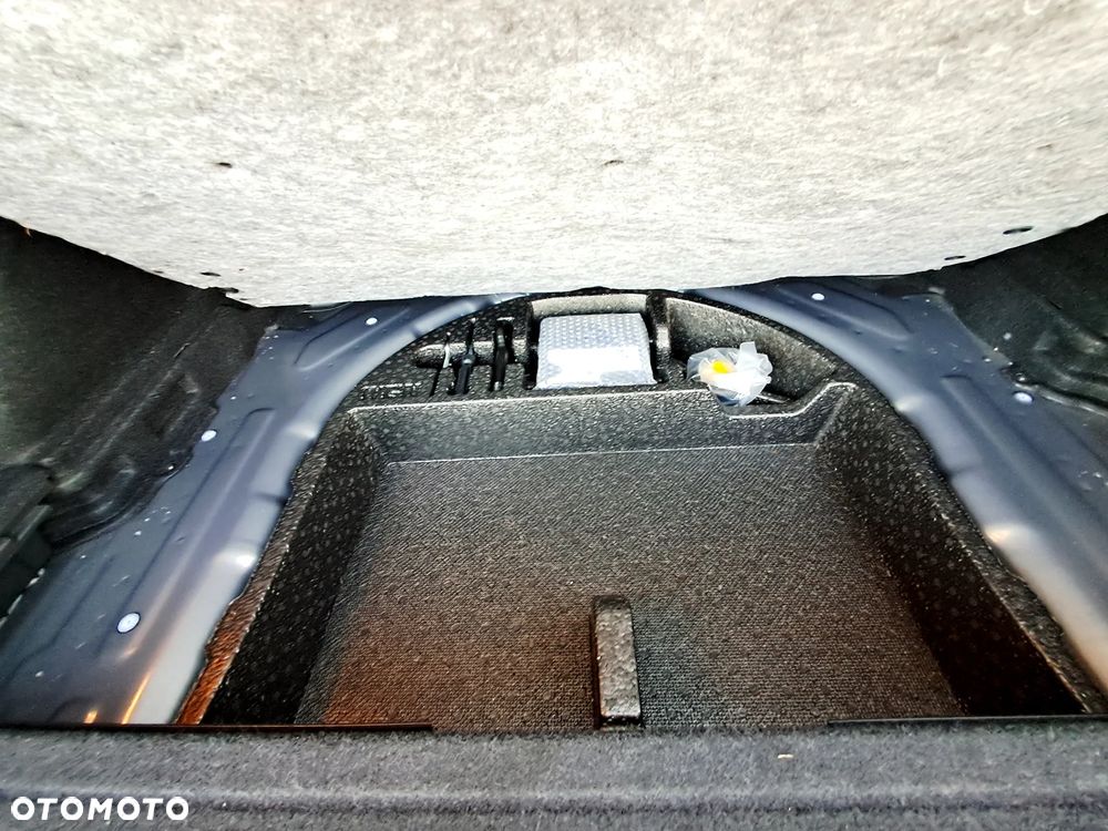 Hyundai i30 1.6 CRDi Trend - 19